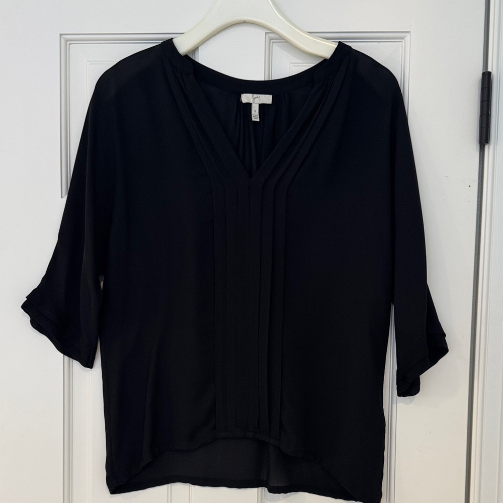 Black Women's Silk V-Neck Pintuck Blouse - Joie Brand size small.